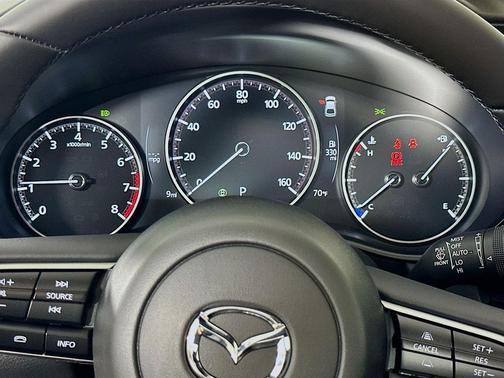 Platinum Quartz Metallic 2026 Mazda Mazda3 2.5 S Preferred Auto FWD