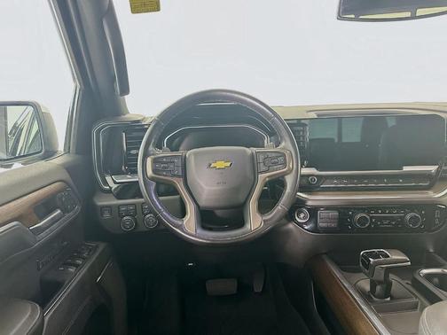 2022 Chevrolet Silverado 1500 High Country