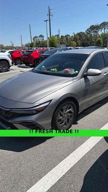 2024 Hyundai ELANTRA SEL IVT