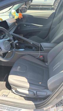 2024 Hyundai ELANTRA SEL IVT
