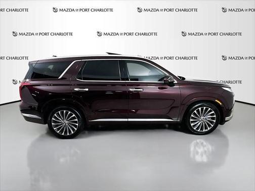 Sierra Burgundy 2023 Hyundai PALISADE Calligraphy FWD