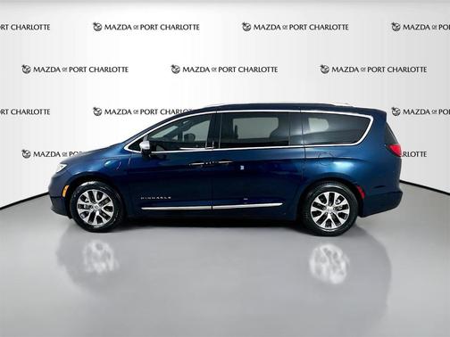 2022 Chrysler Pacifica Hybrid Pinnacle