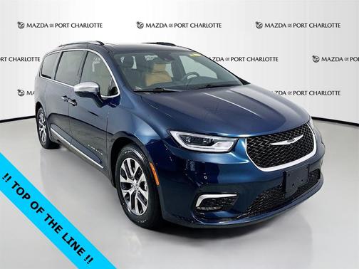 2022 Chrysler Pacifica Hybrid Pinnacle