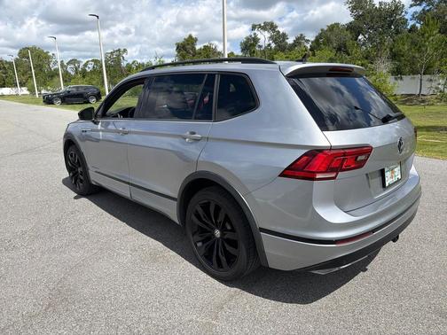 Pyrite Silver Metallic 2021 Volkswagen Tiguan 2.0T SE R-Line Black FWD