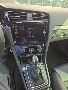 2021 Volkswagen Golf GTI 2.0T SE