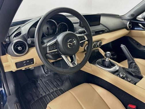 2026 Mazda MX-5 Miata Grand Touring Manual