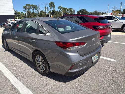 Grey 2019 Hyundai SONATA SE 2.4L