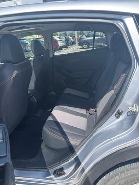 Ice Silver Metallic 2019 Subaru Crosstrek 2.0i Premium CVT