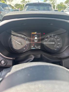 Ice Silver Metallic 2019 Subaru Crosstrek 2.0i Premium CVT