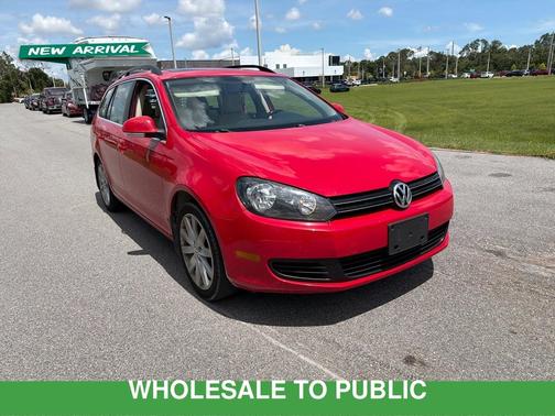 Tornado Red 2014 Volkswagen Jetta SportWagen 4dr DSG TDI w/Sunroof & Nav