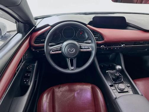 2020 Mazda Mazda3 FWD w/Premium Package