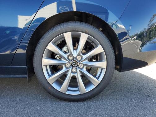 2025 Mazda Mazda3 FWD w/Preferred Package