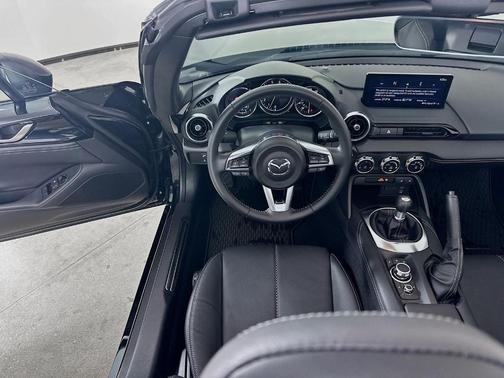2025 Mazda MX-5 Miata Grand Touring