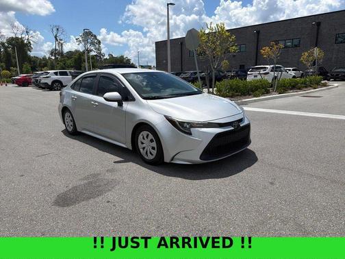 Classic Silver Metallic 2021 Toyota Corolla L CVT (Natl)