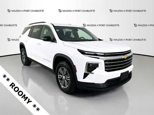 2025 Chevrolet Traverse LT