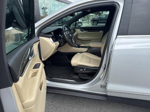 2018 Cadillac XT5 Base