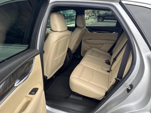 2018 Cadillac XT5 Base
