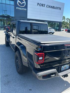 Black Clearcoat 2021 Jeep Gladiator Willys 4x4