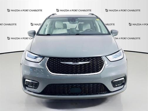 2021 Chrysler Pacifica Touring-L