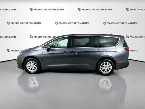 2023 Chrysler Pacifica Touring-L