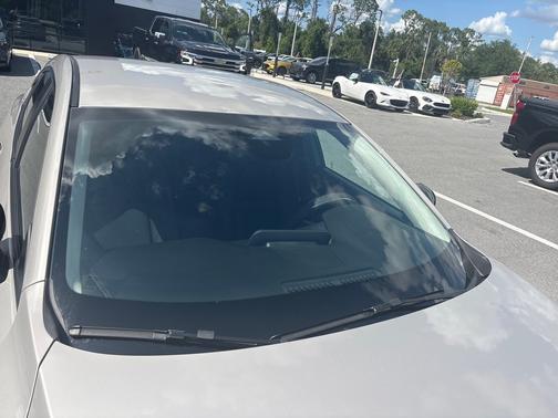 Platinum Quartz Metallic 2025 Mazda Mazda3 2.5 S Select Sport FWD