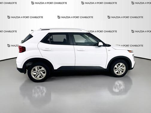 Ceramic White 2020 Hyundai VENUE SEL IVT
