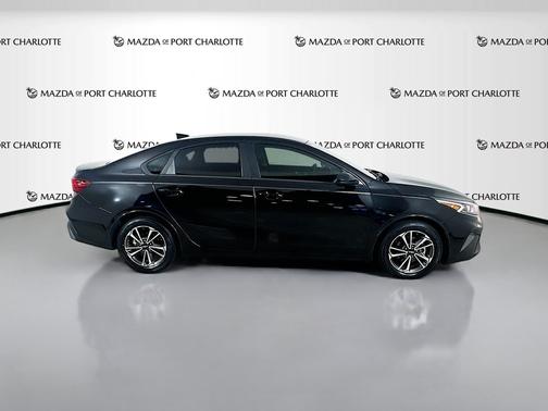 Aurora Black 2023 Kia Forte LXS IVT