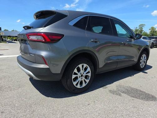 Carbonized Gray Metallic 2024 Ford Escape Active AWD