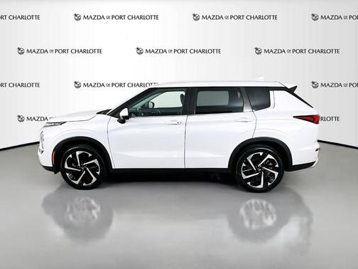 2022 Mitsubishi Outlander SE