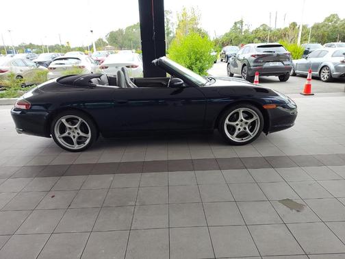 2003 Porsche 911 Carrera Cabriolet