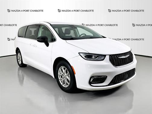 2024 Chrysler Pacifica Touring-L