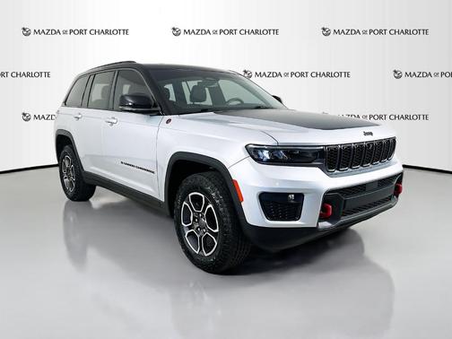 2022 Jeep Grand Cherokee Trailhawk