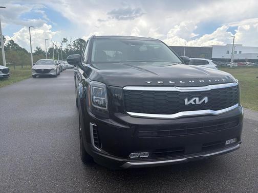 Black Copper 2022 Kia Telluride SX FWD