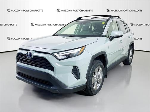 2022 Toyota RAV4 Hybrid XLE