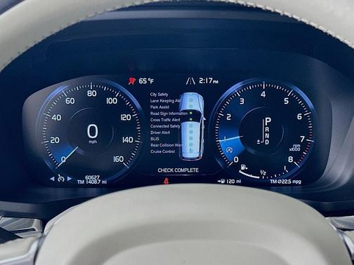 2021 Volvo V60 Cross Country T5