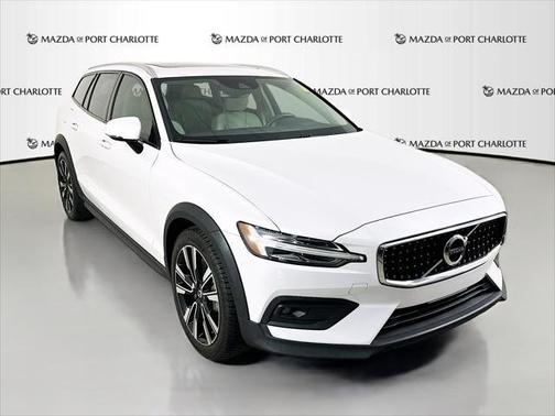 2021 Volvo V60 Cross Country T5 AWD