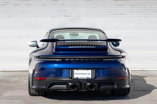 2026 Porsche 911 Carrera GTS