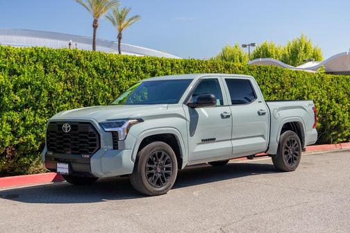 Lunar Rock 2024 Toyota Tundra SR5