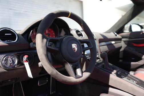 2024 Porsche 718 Spyder RS