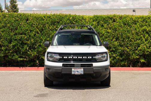 Oxford White 2022 Ford Bronco Sport Outer Banks