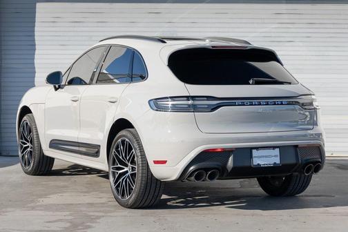 2025 Porsche Macan