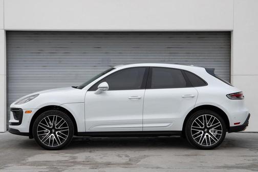2024 Porsche Macan 