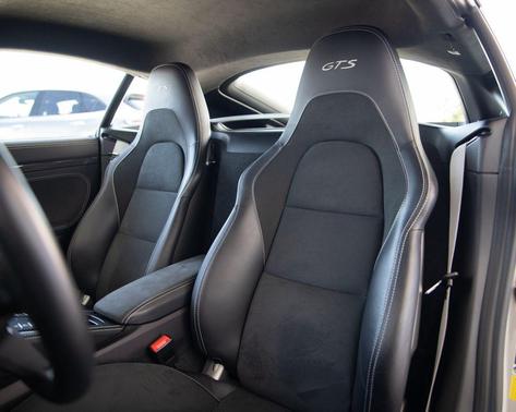 Chalk 2024 Porsche 718 Cayman GTS 4.0