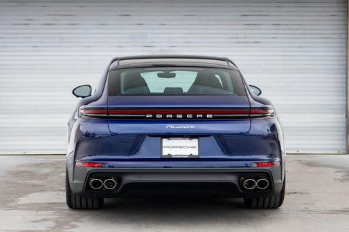 2026 Porsche Panamera 