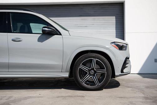2025 Mercedes-Benz GLE 450 4MATIC