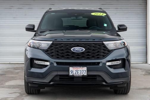 2024 Ford Explorer ST-Line