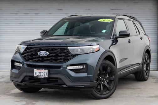 2024 Ford Explorer ST-Line