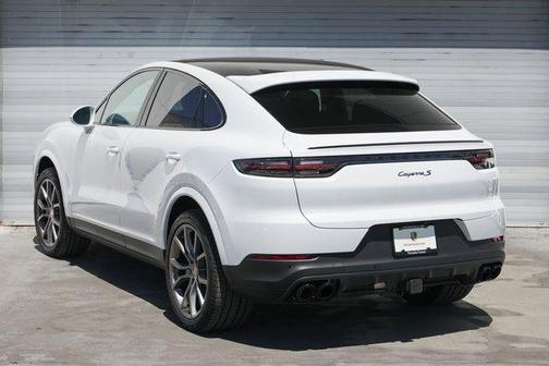 2023 Porsche Cayenne S