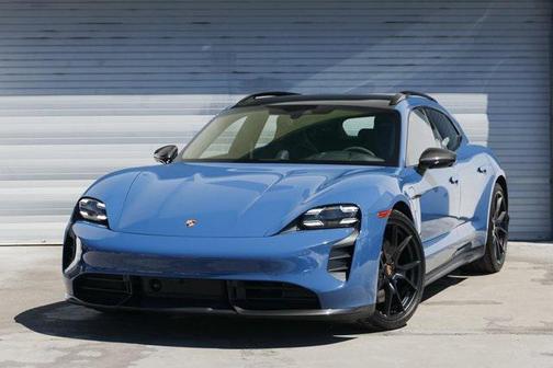 2023 Porsche Taycan Taycan GTS Sport Turismo