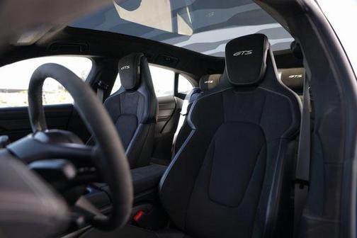 2023 Porsche Taycan Taycan GTS Sport Turismo